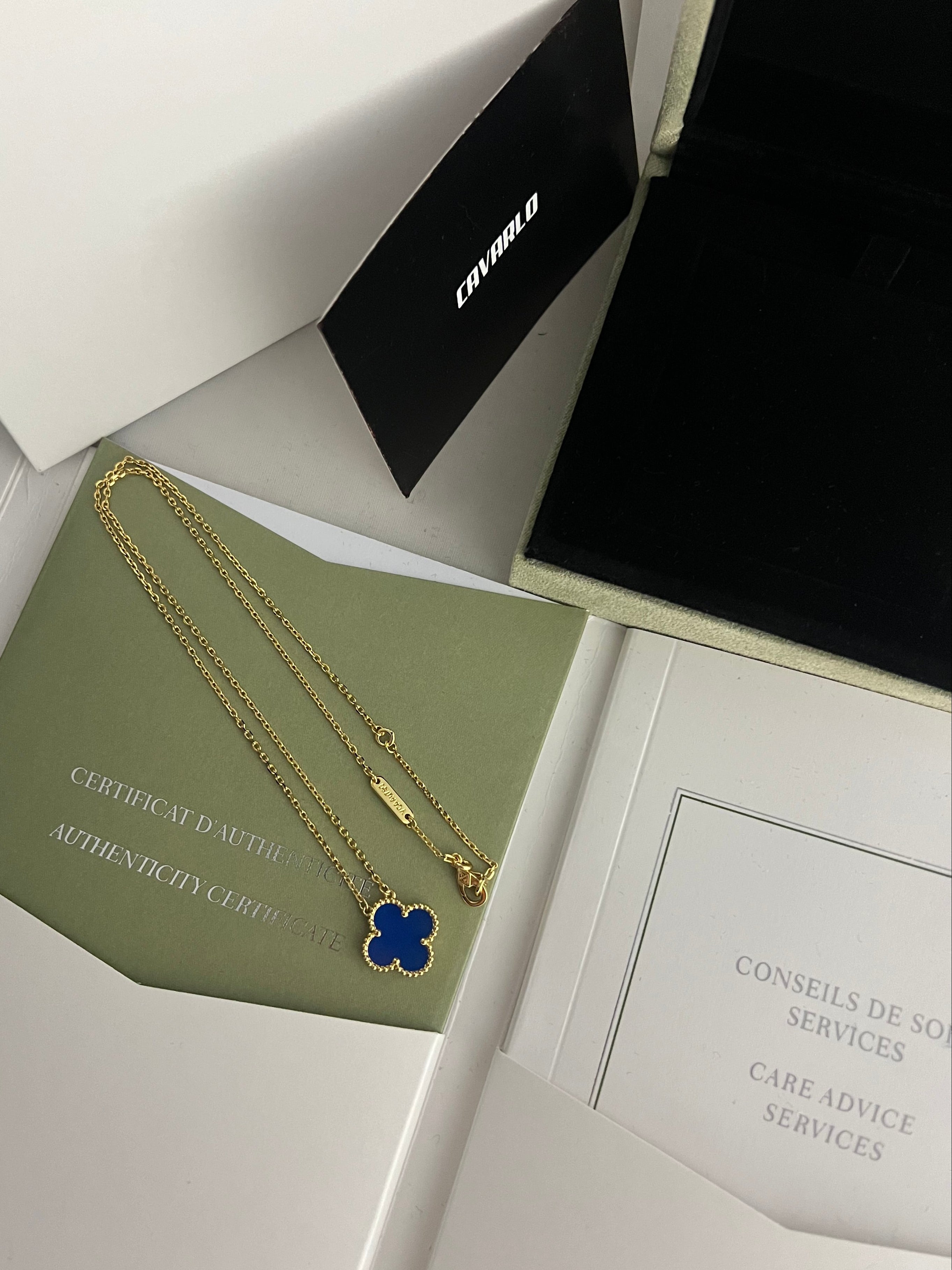 Agate blue Necklace | Yellow Gold