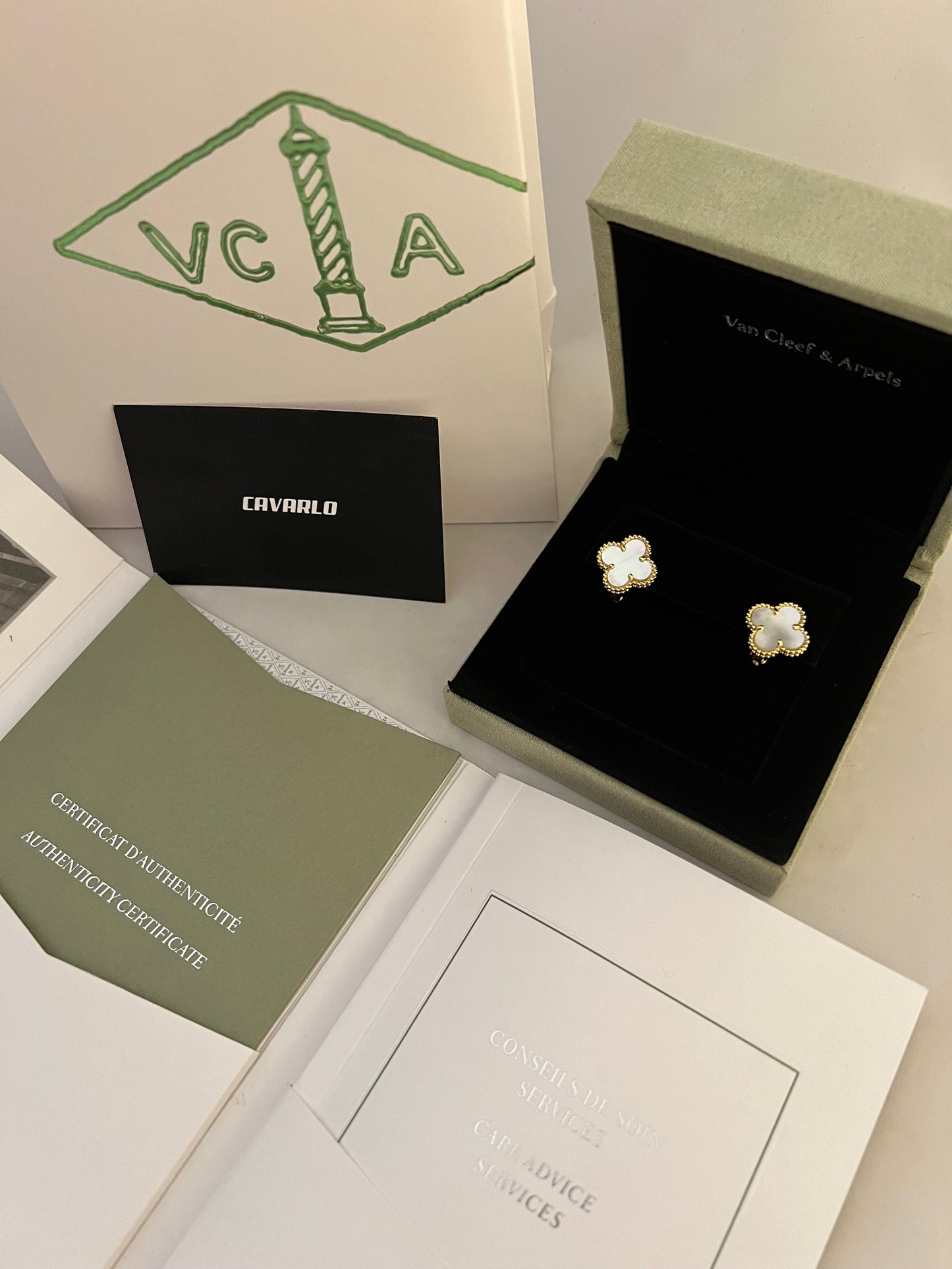 Mother of Pearl Earrings - Fullset with all box & paperwork