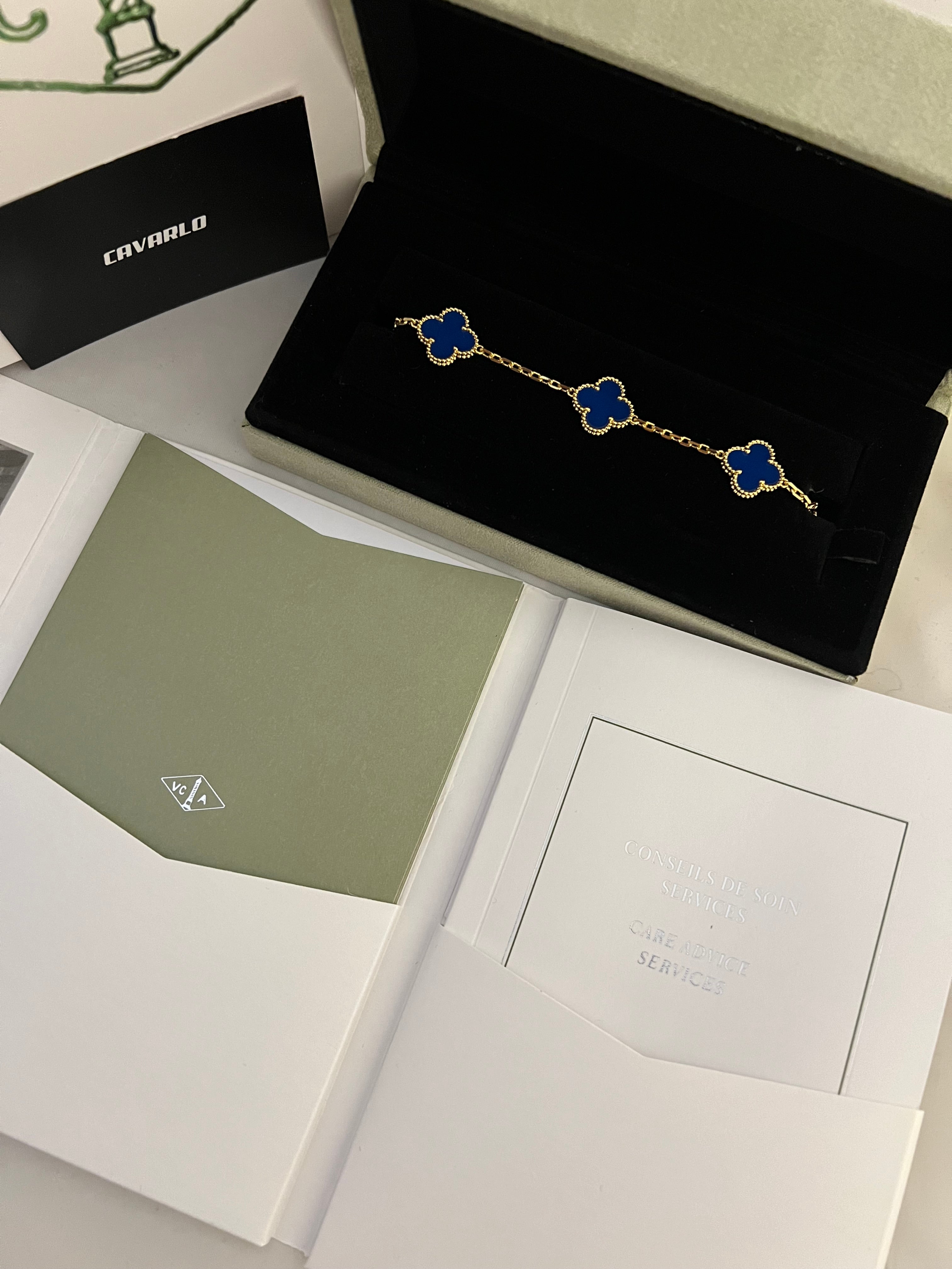 Agate Blue | Yellow Gold