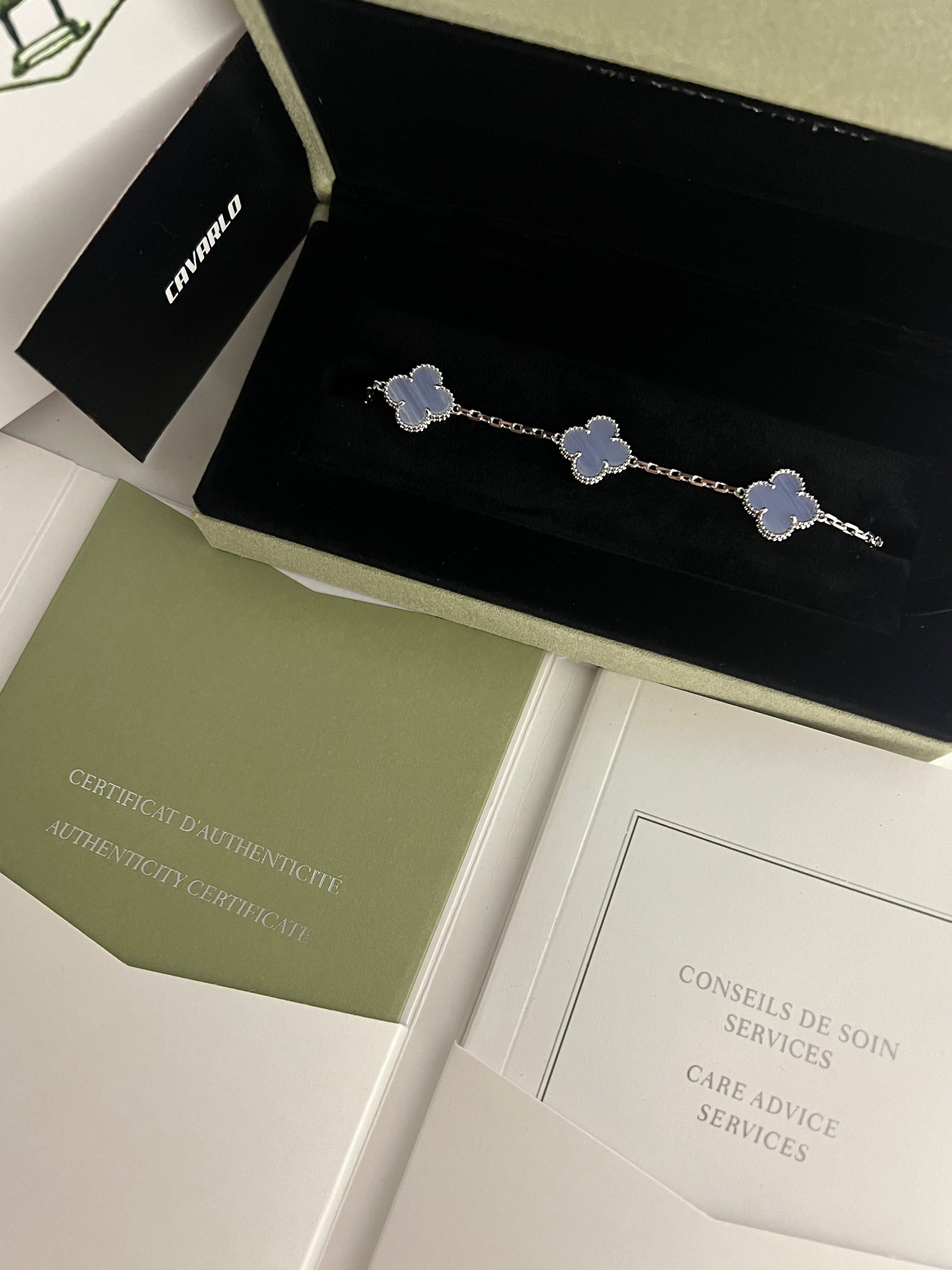 Chalcedony | White Gold