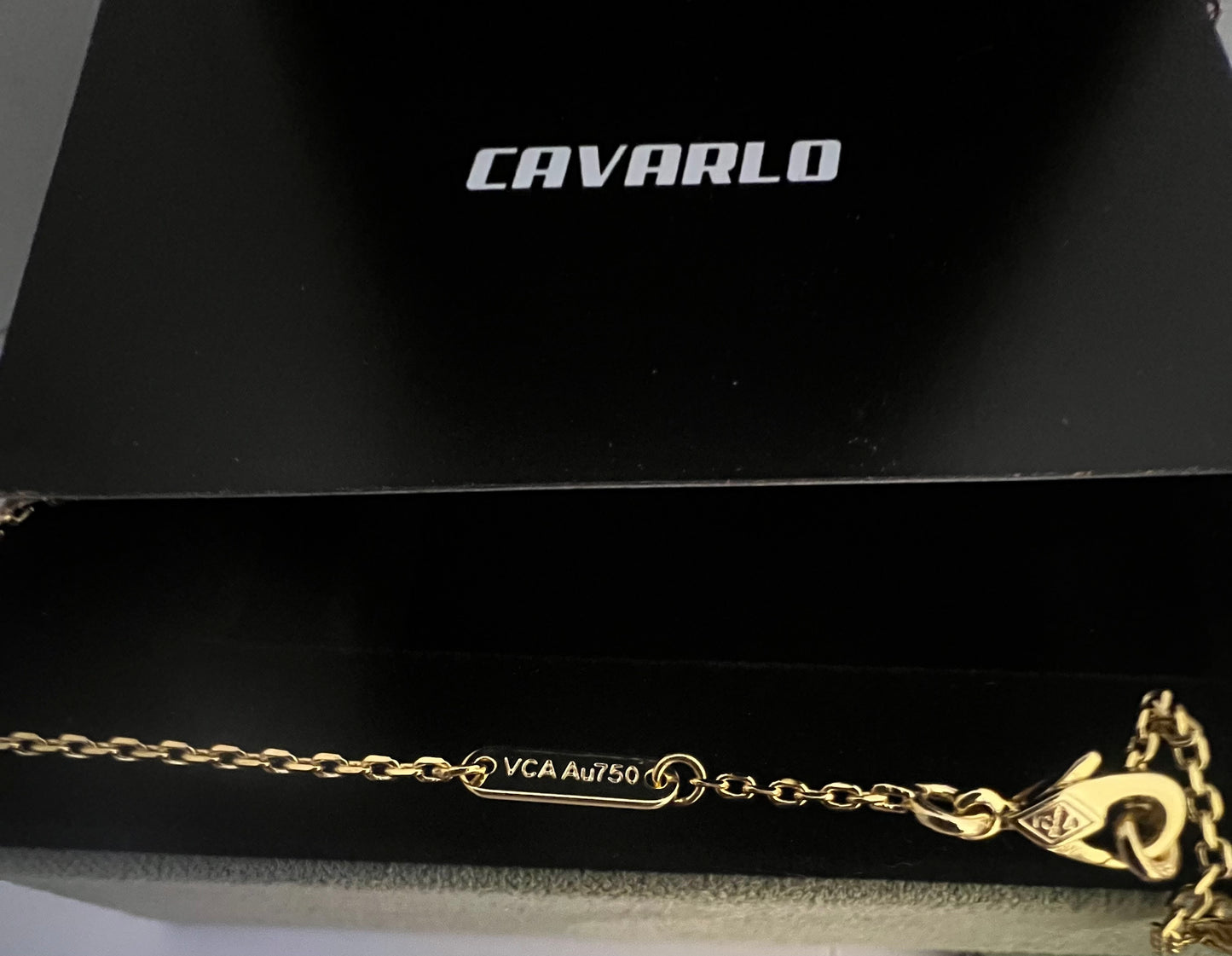 Alhambra Necklace fullset box + papers