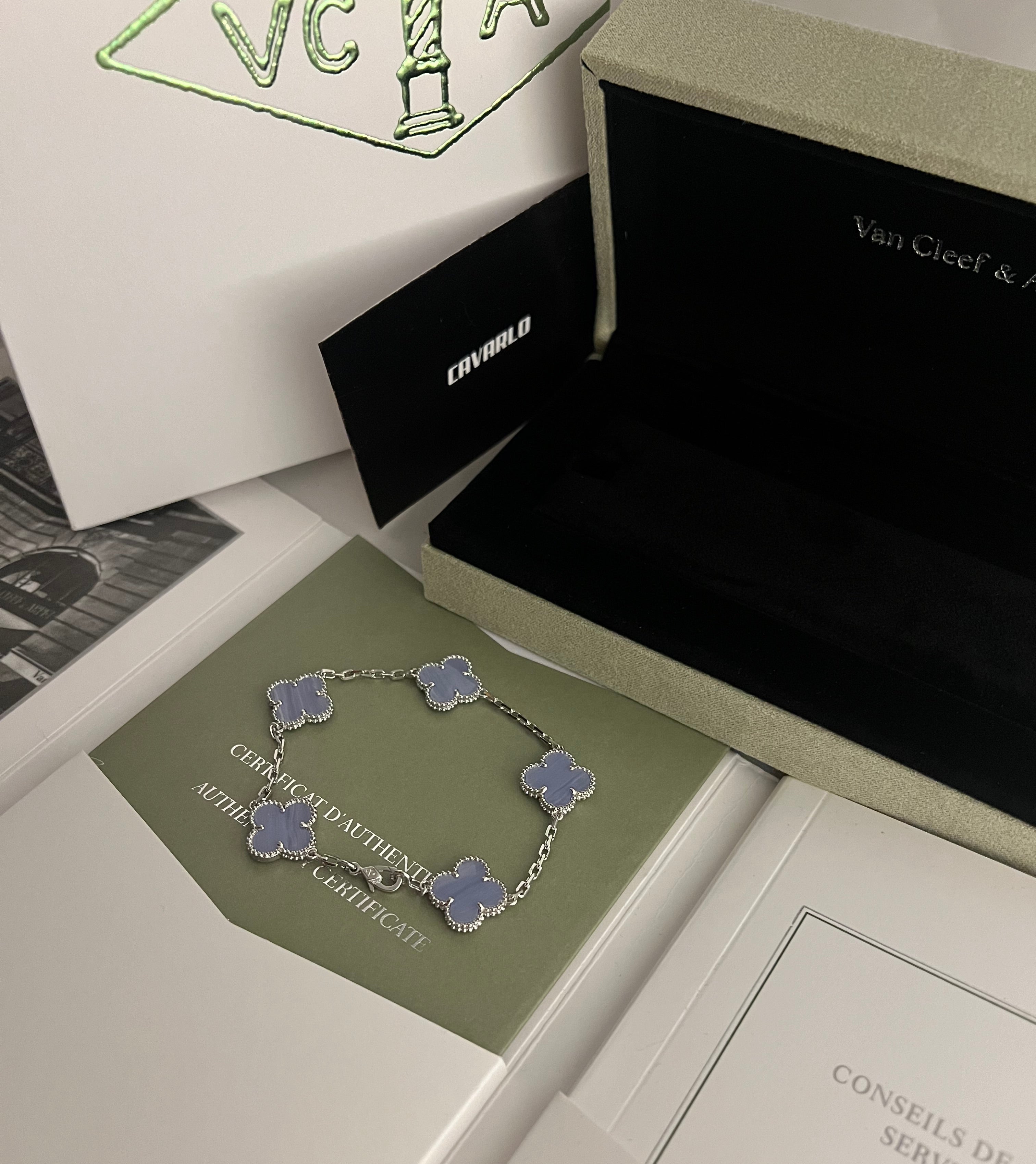 Chalcedony | White Gold