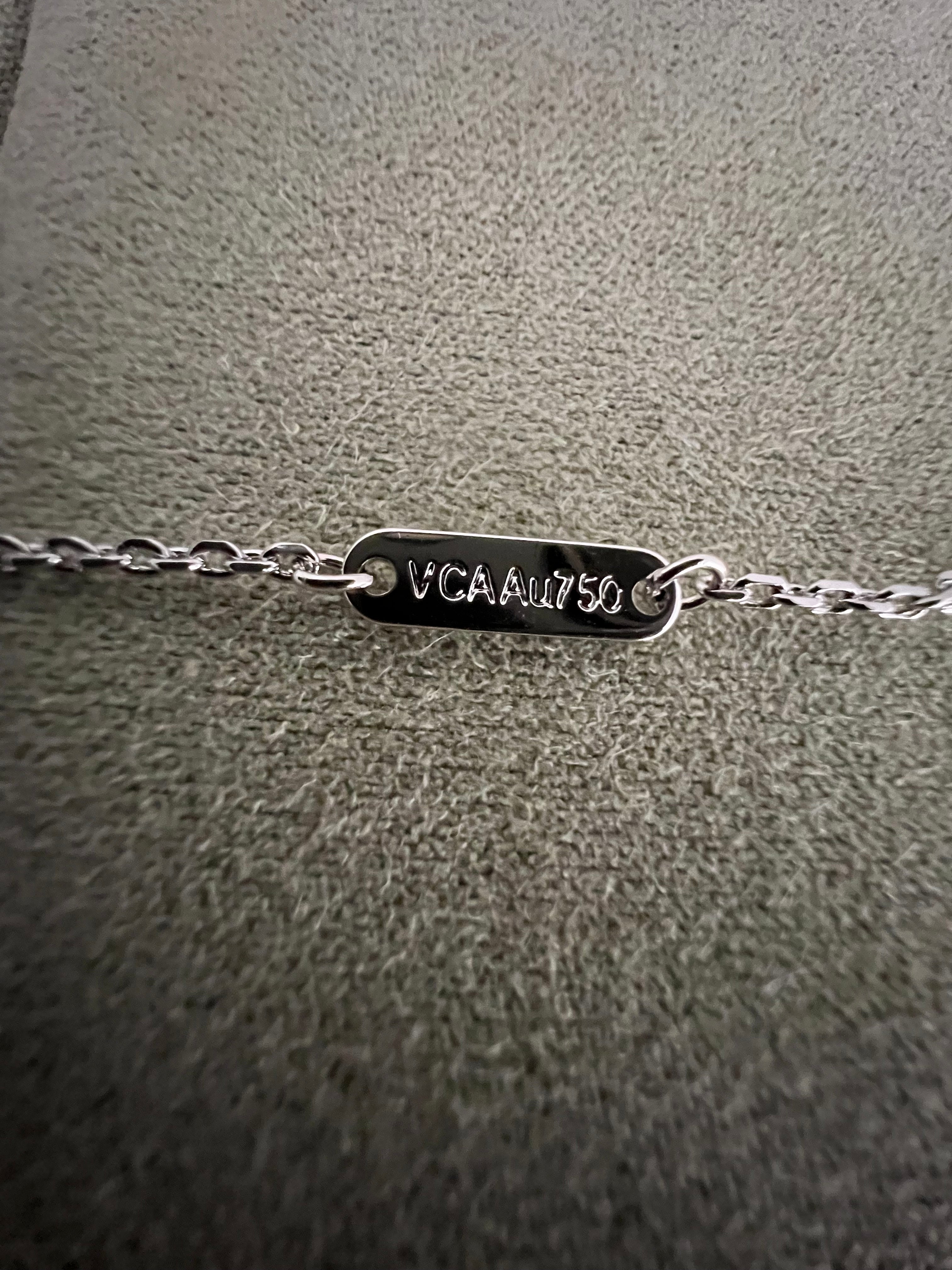 Chalcedony 1 Motif | White Gold