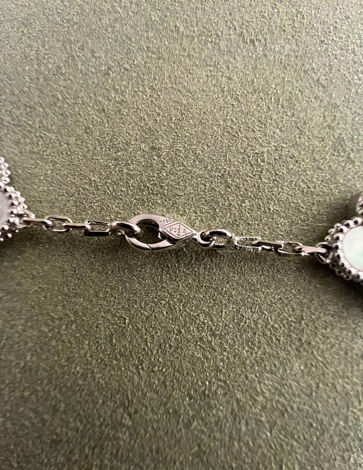 Mother of Pearl | White Gold | Fullset with all box & paperwork