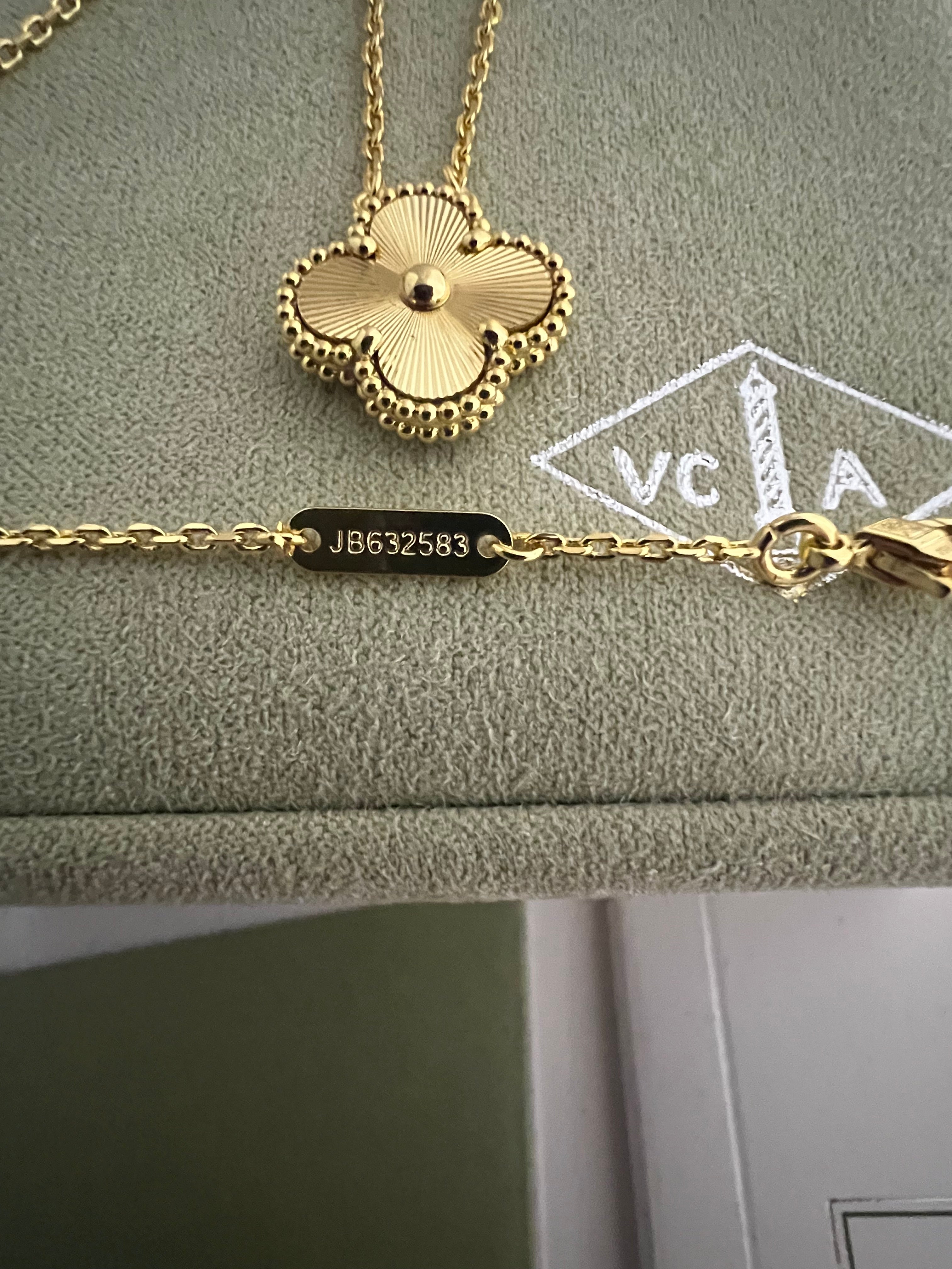 Guilloche Necklace | Yellow Gold