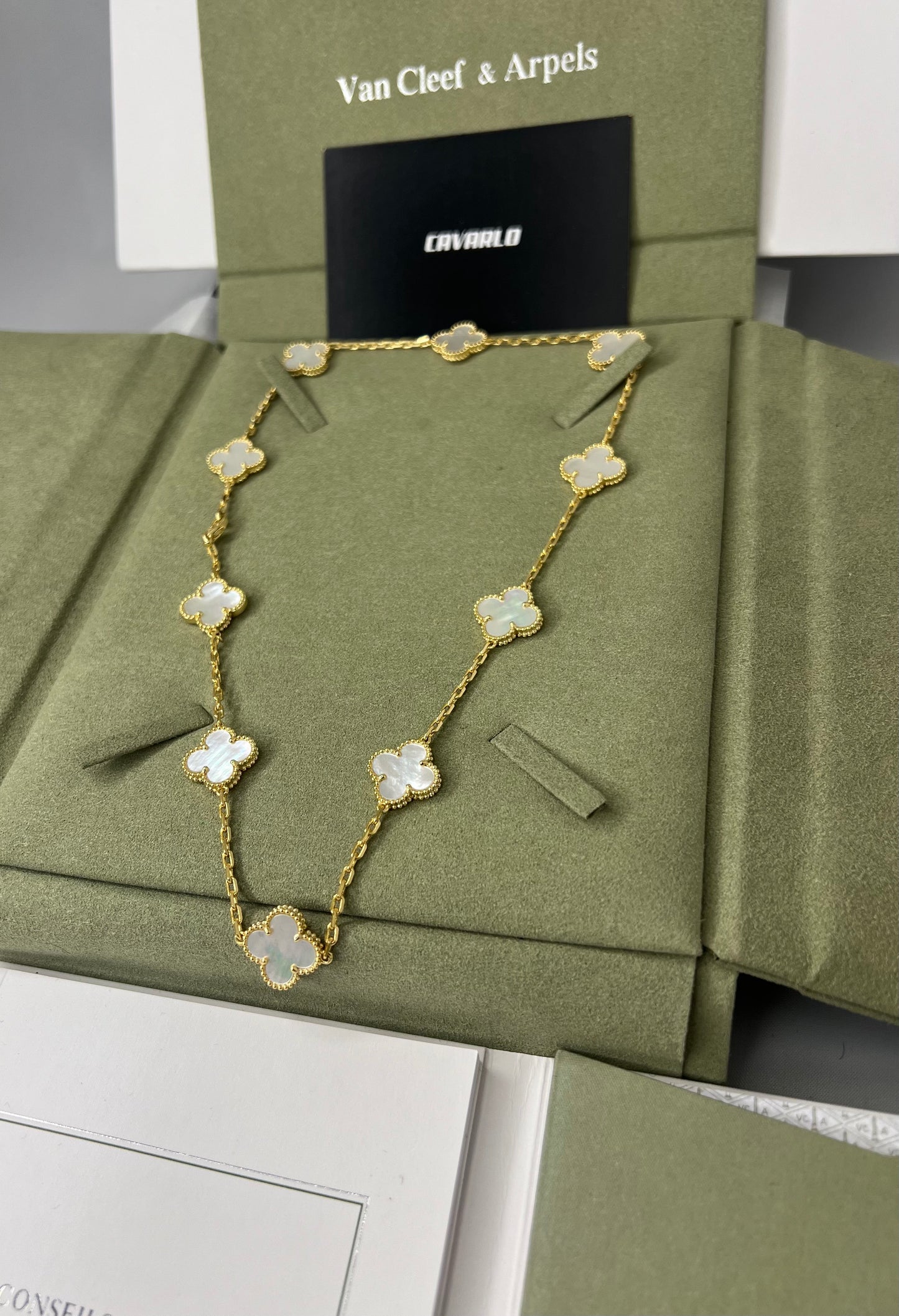 Mother of Pearl 10 motif necklace - Fullset with all box & paperwork