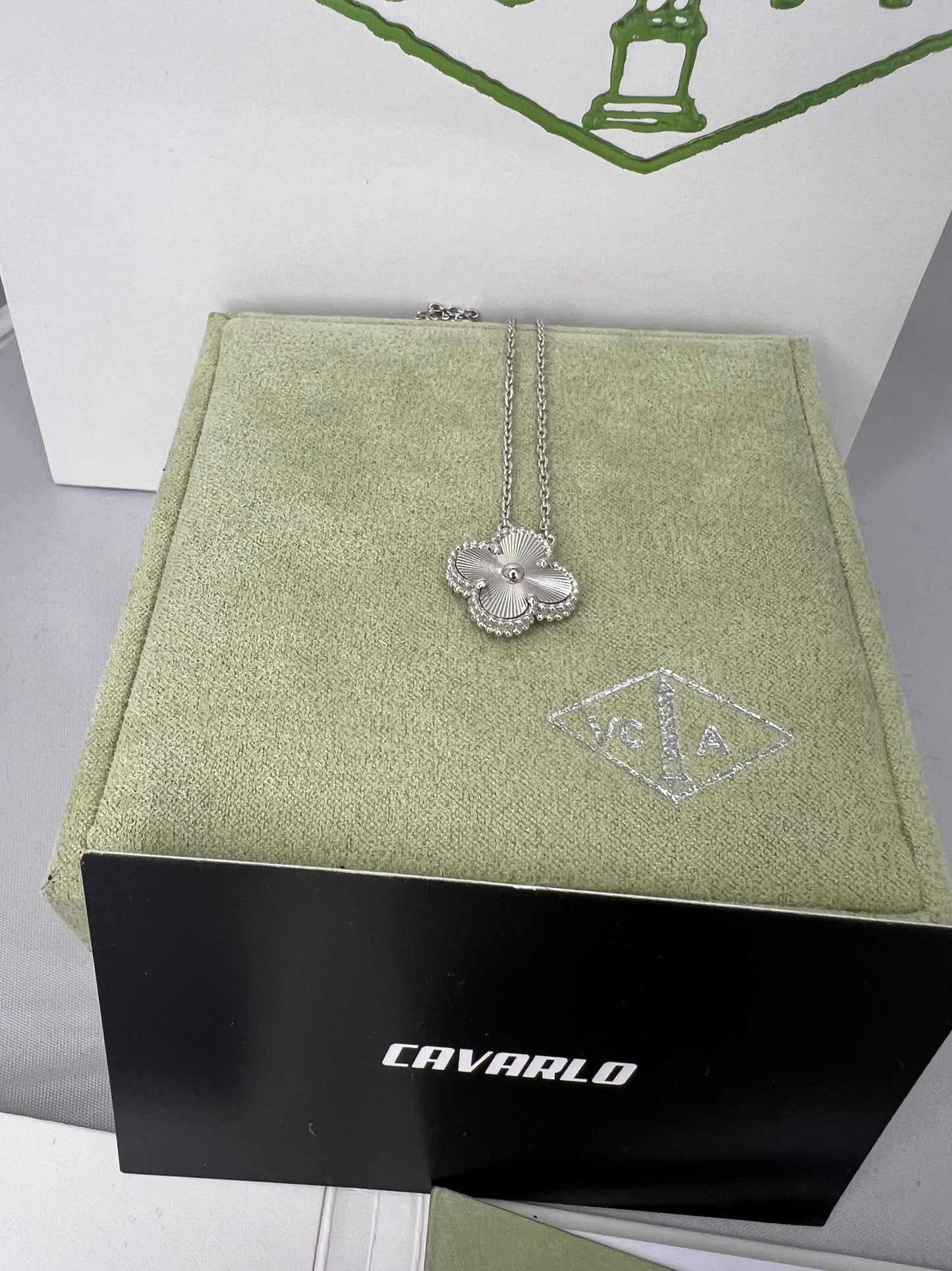Guilloche White Gold necklace - fullset with all box & paperwork