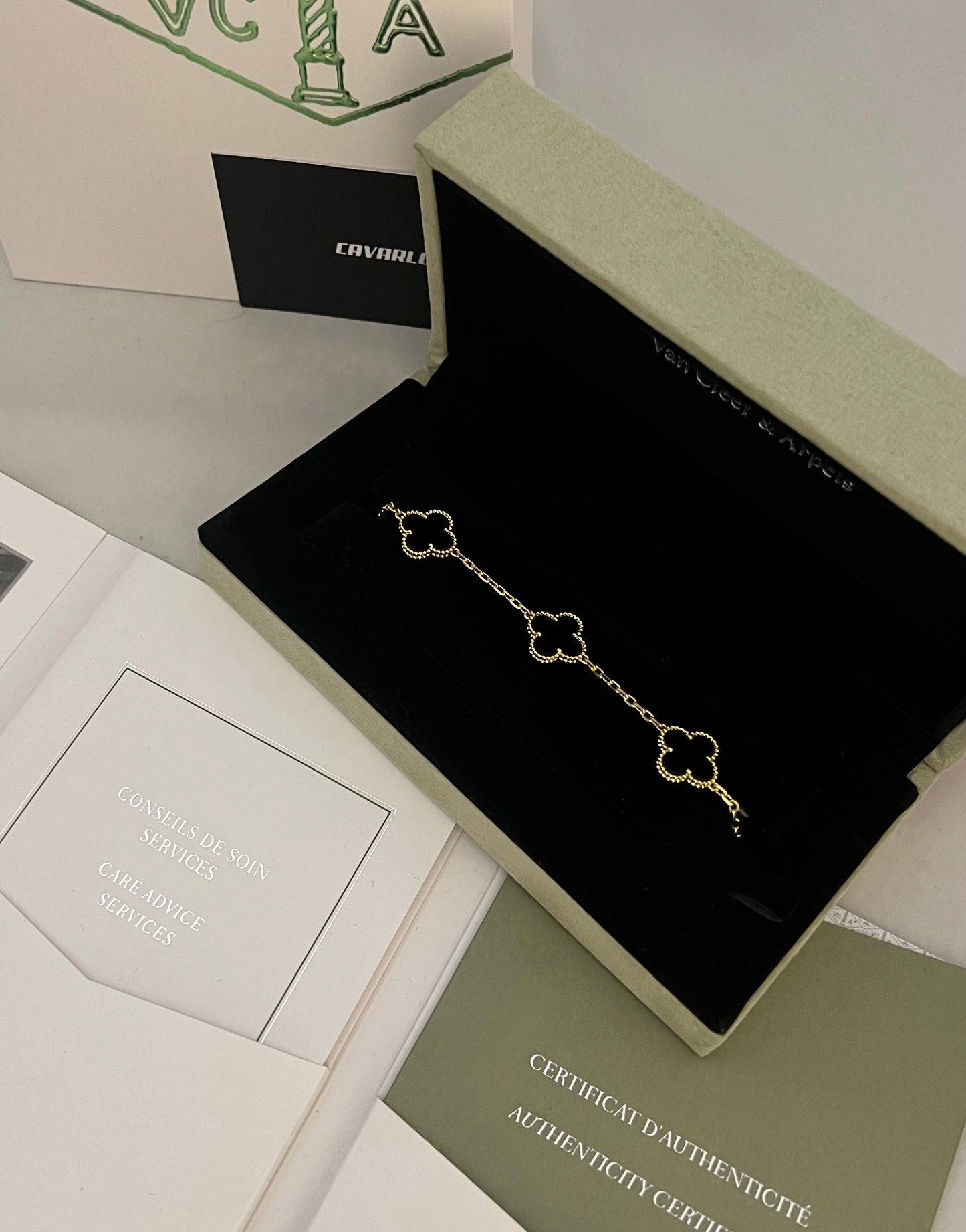 Alhambra 5 motif Bracelet set