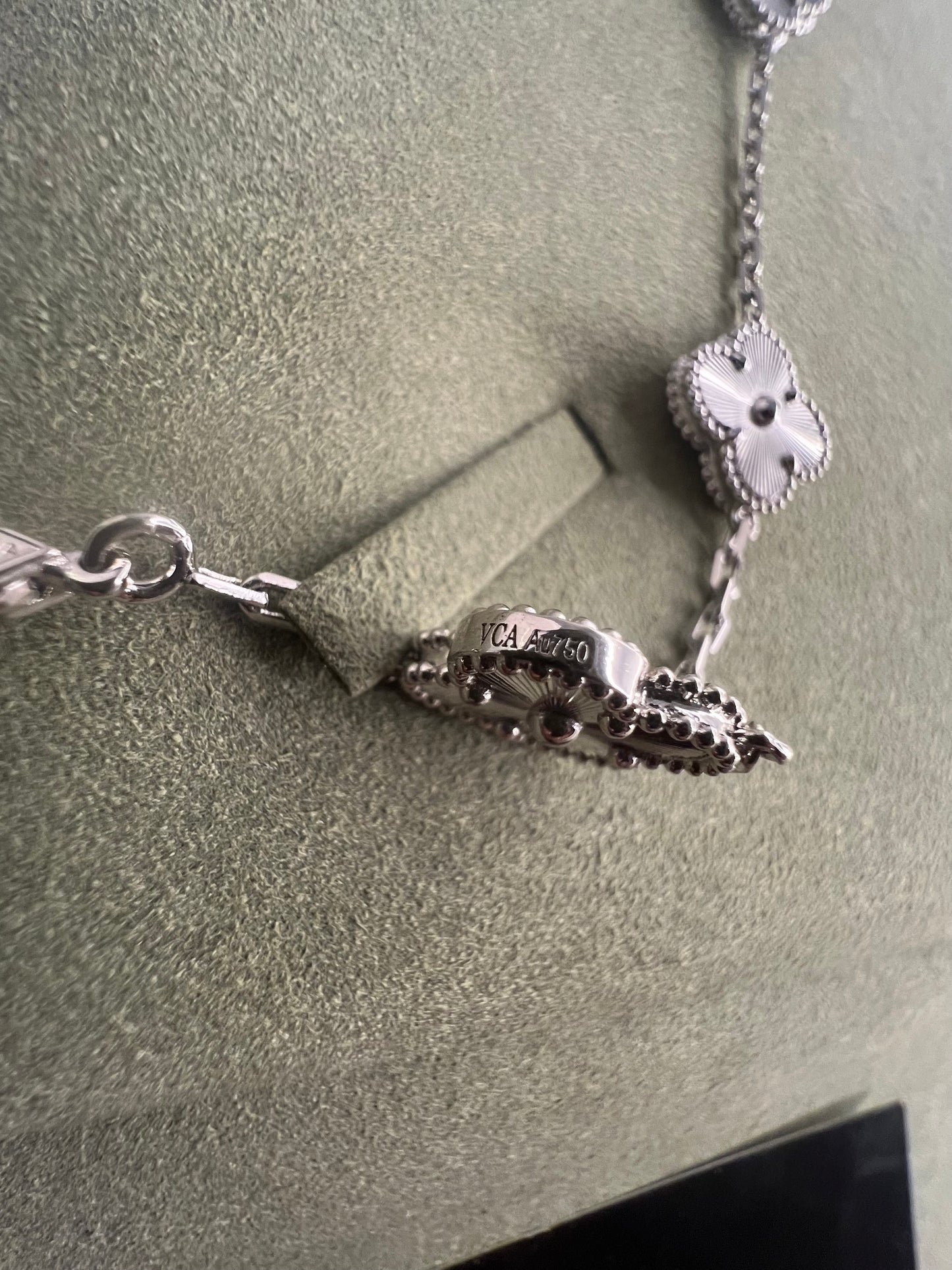 Guilloche 10 motif necklace - Fullset with all box & paperwork