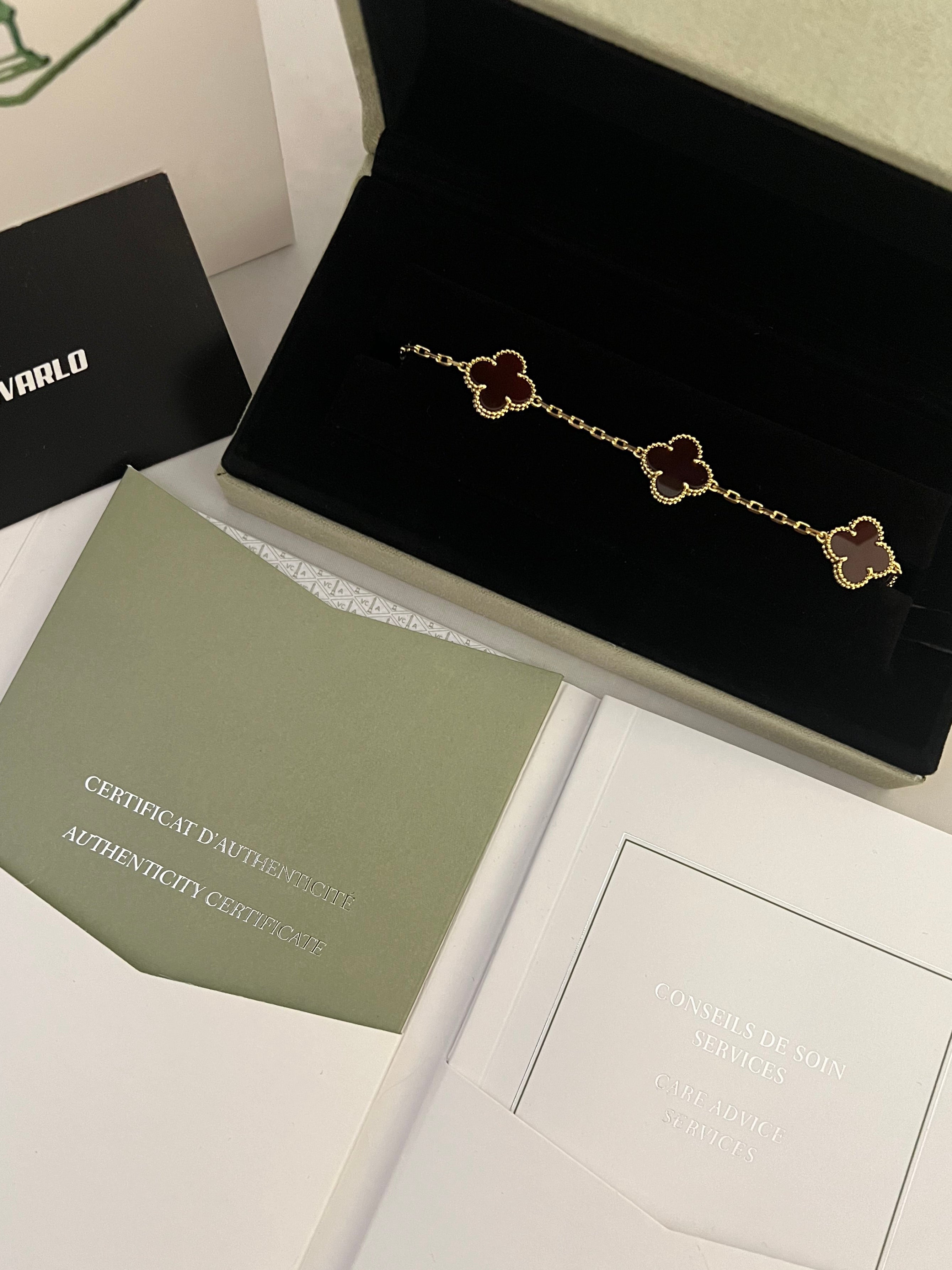 Carnelian | Yellow Gold