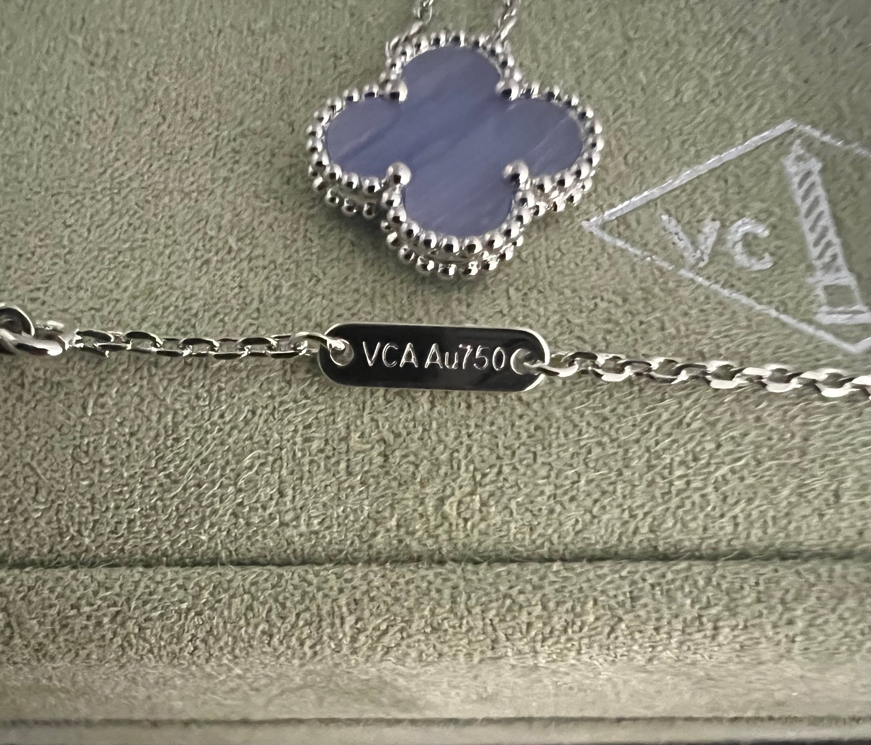 Chalcedony Necklace | White Gold