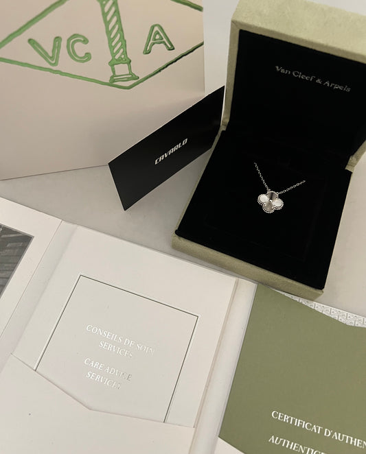 Guilloche White Gold necklace - fullset with all box & paperwork