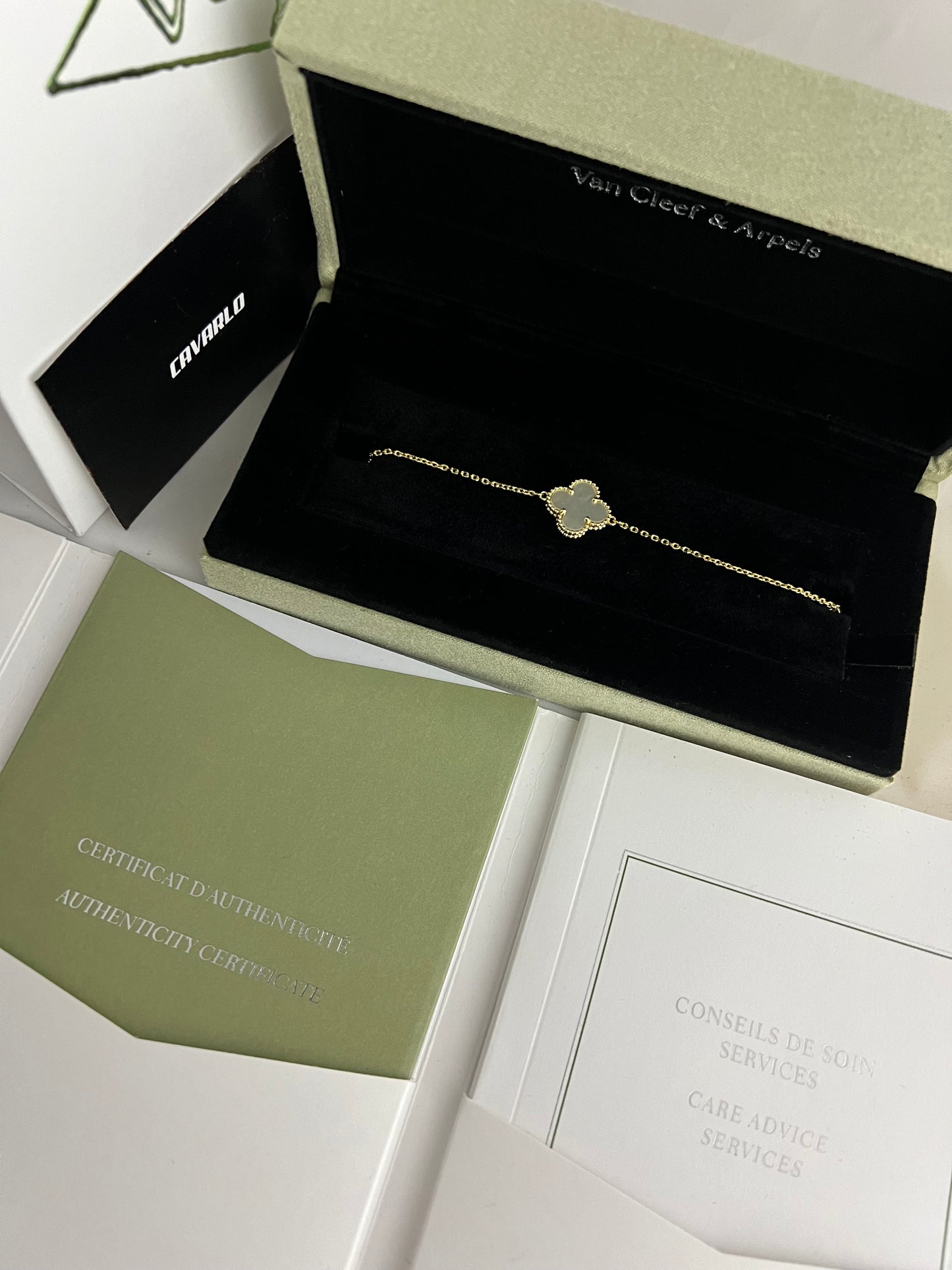 Mother of Pearl 1 Motif | Fullset with box & paperwork