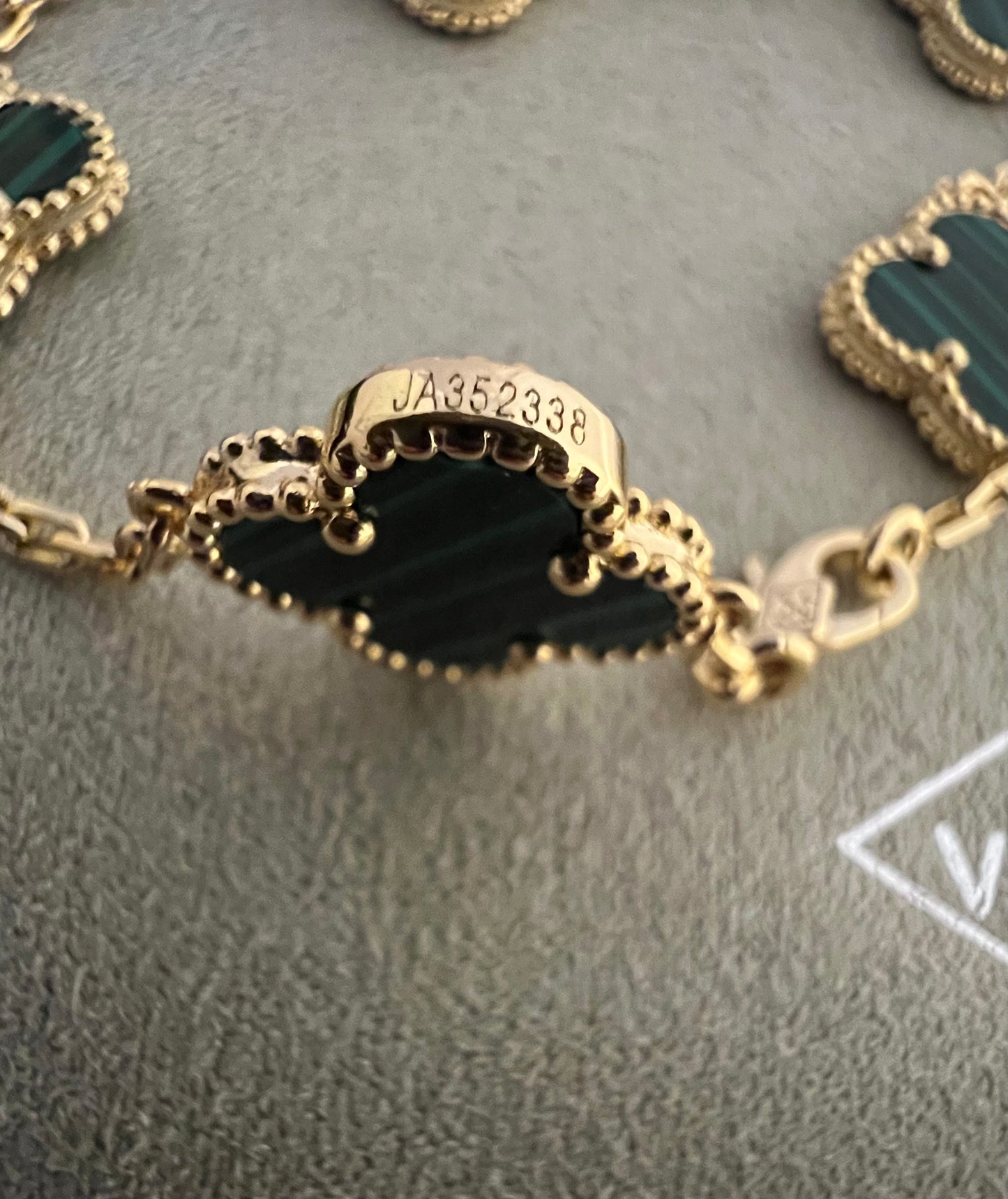 Malachite Green | Fullset with box & paperwork