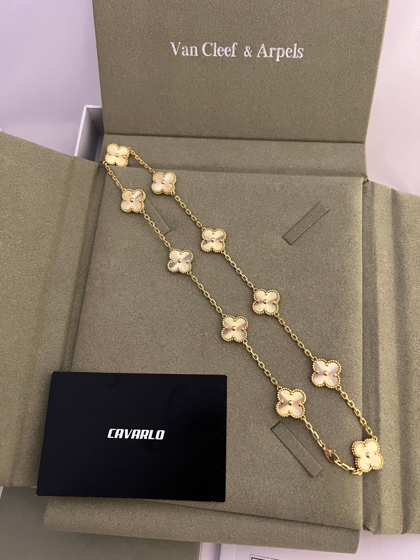 Guilloche 10 motif necklace - Fullset with all box & paperwork