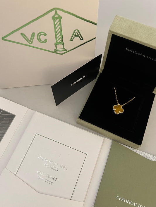 Tiger eye necklace - Fullset with all box & paperwork