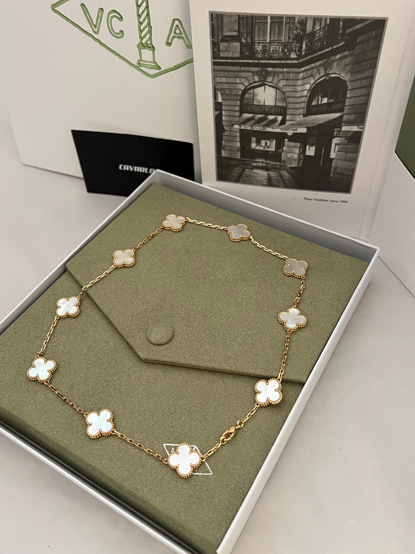 Mother of Pearl 10 motif necklace (rose gold) - Fullset with all box & paperwork