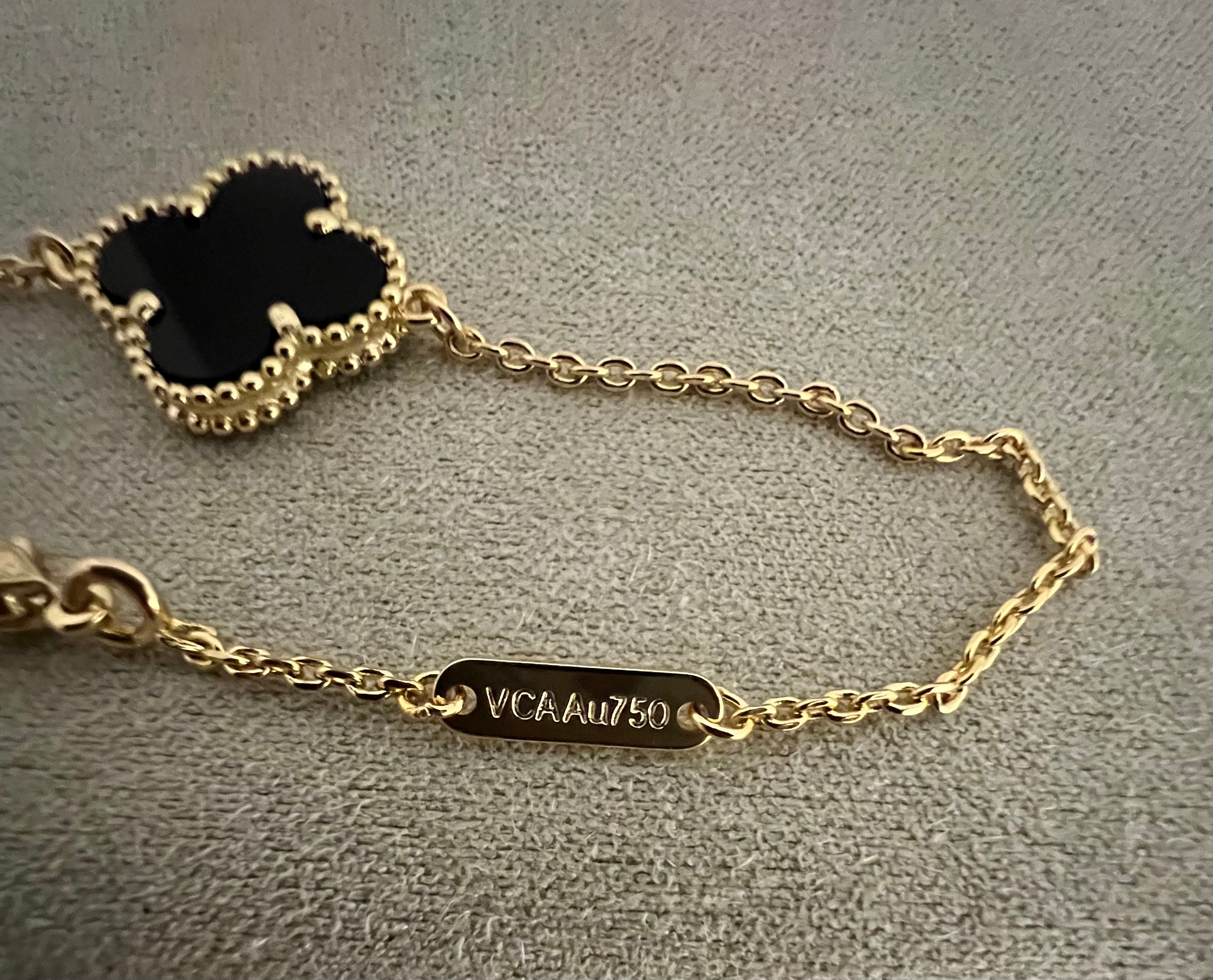 Onyx 1 Motif | Yellow Gold