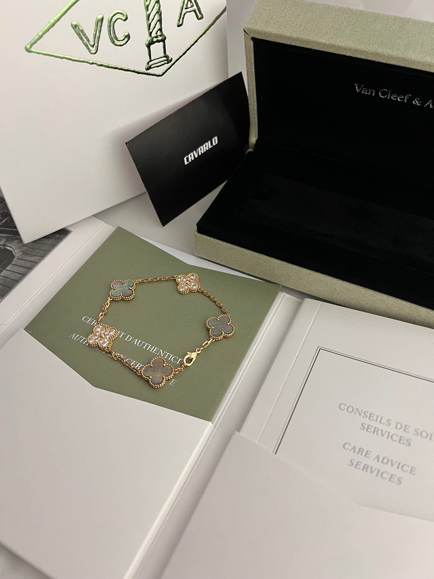 Dark Mother of Pearl Diamond | Fullset with box & paperwork