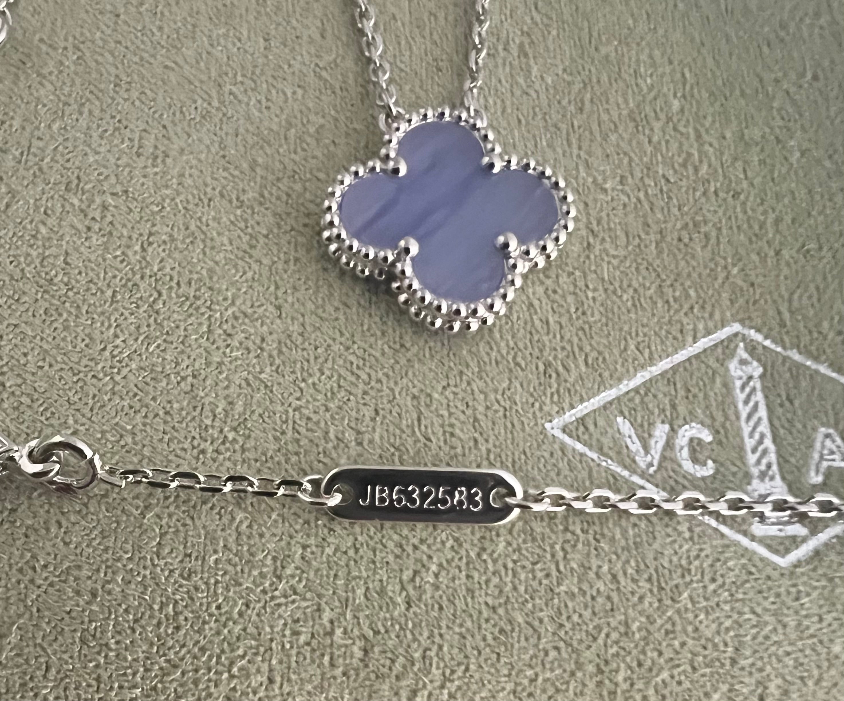 Chalcedony Necklace | White Gold