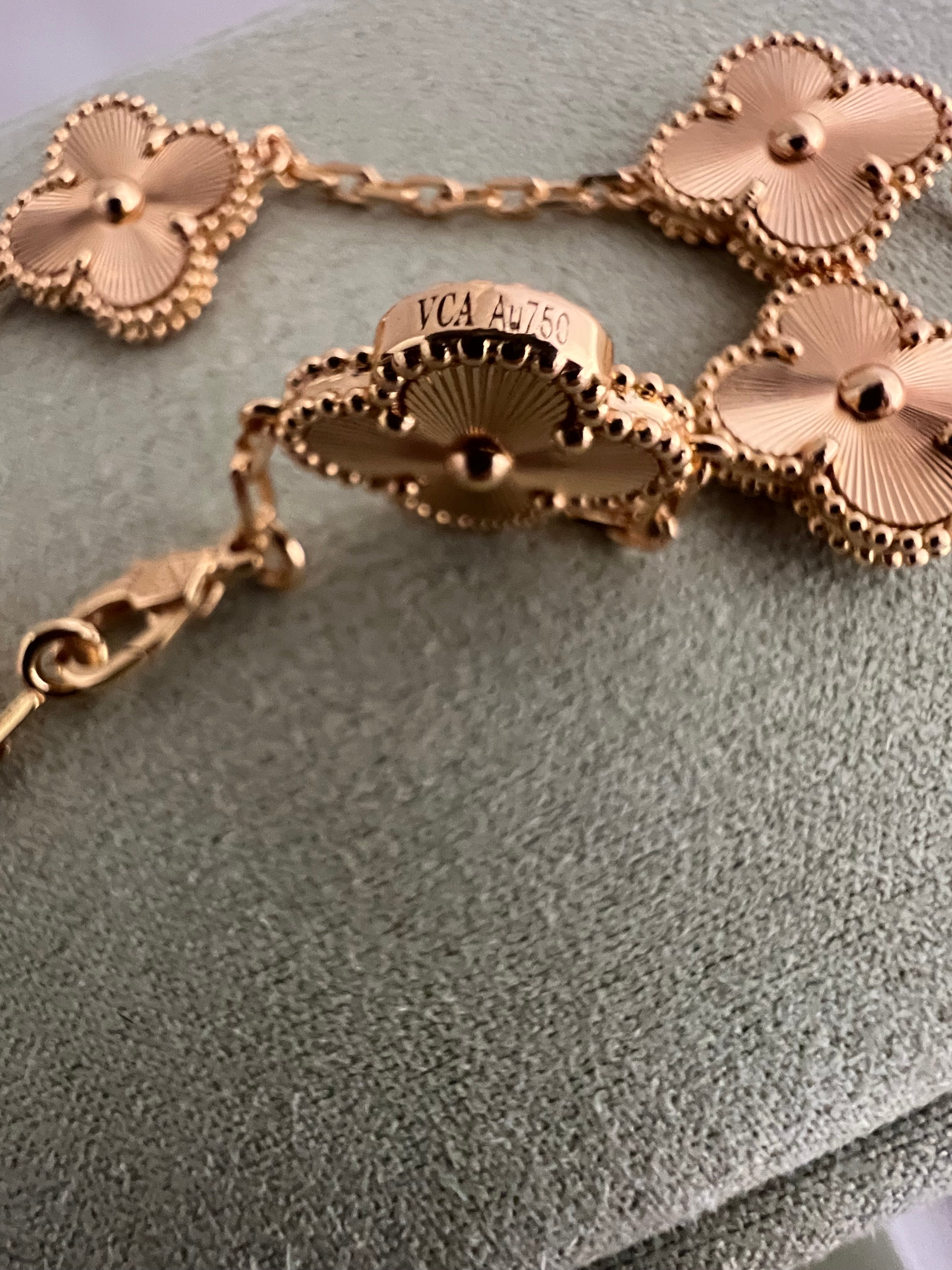 Guilloche | Rose Gold