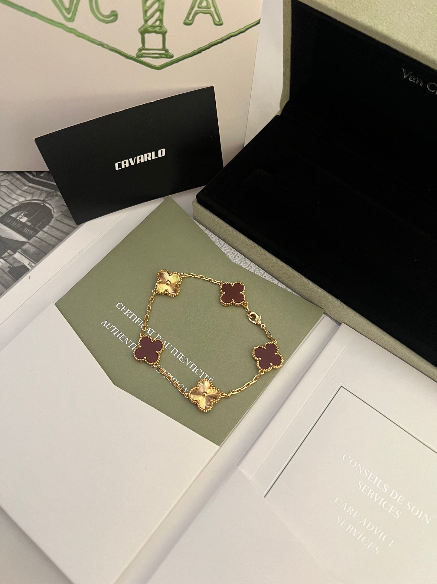 Carnelian Guilloché | Fullset with box & paperwork