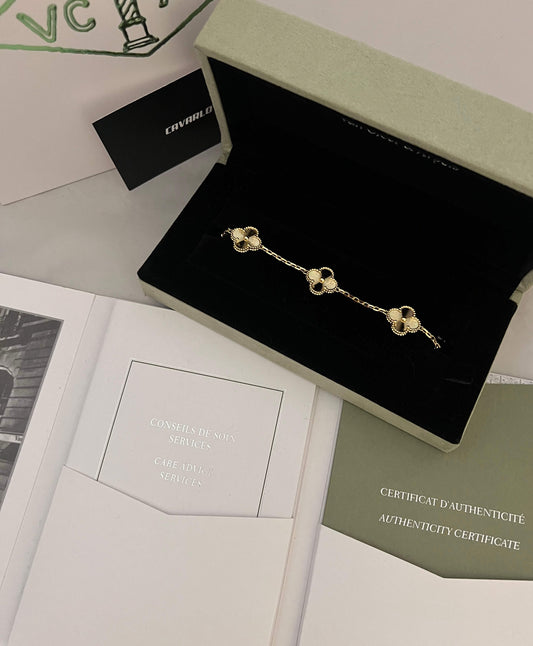 Guilloche Yellow Gold 5 motif bracelet - fullset with all box and paperwork